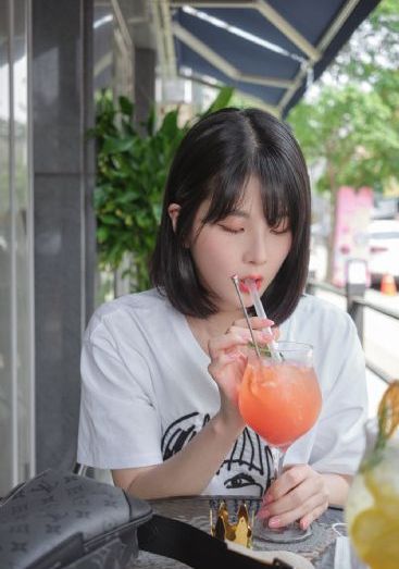 丝袜制服综合网_高清电影在线观看