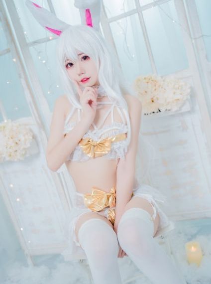 拧花蒂尿用力按凸起喷水尿一区_在线观看免费版